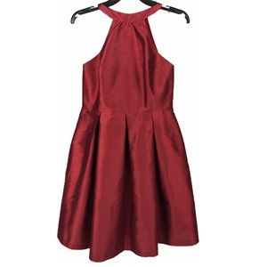 LULA KATE sophisticated taffeta special occasion bare shoulder dress - SZ 6